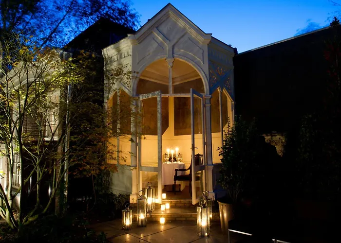Canal House